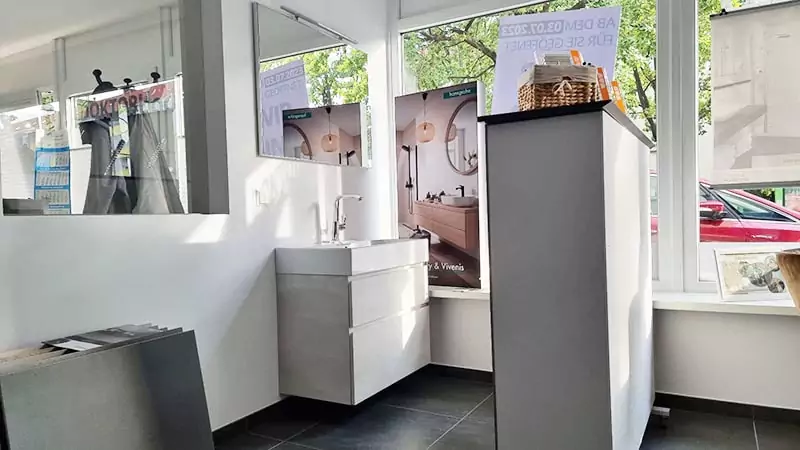 DOKTORbad Hannover seit 1996 Waschtische, Duschen, Spiegel, Sanitäranlage, Licht, Fliesen, Wandoberfläche,  Glassduschen, Flüssigtapete, Renovieren, Sanieren, Miet- & Gewerbeobjekte, Badausstattung